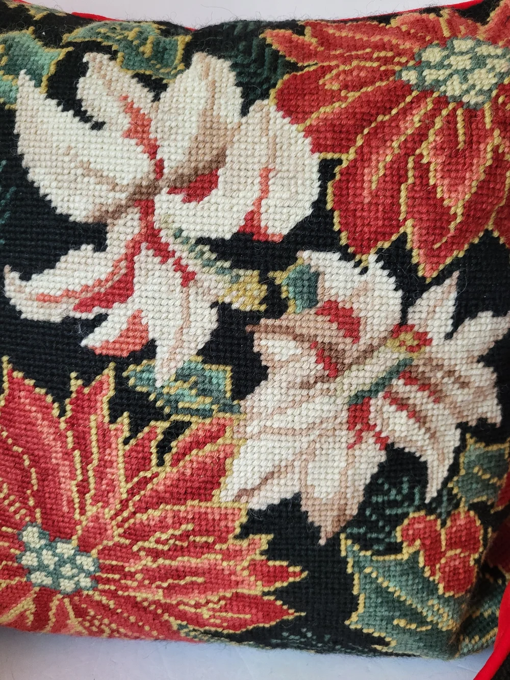 S/2 Vintage imperial elegance needlepoint poinsettia christmas pillows